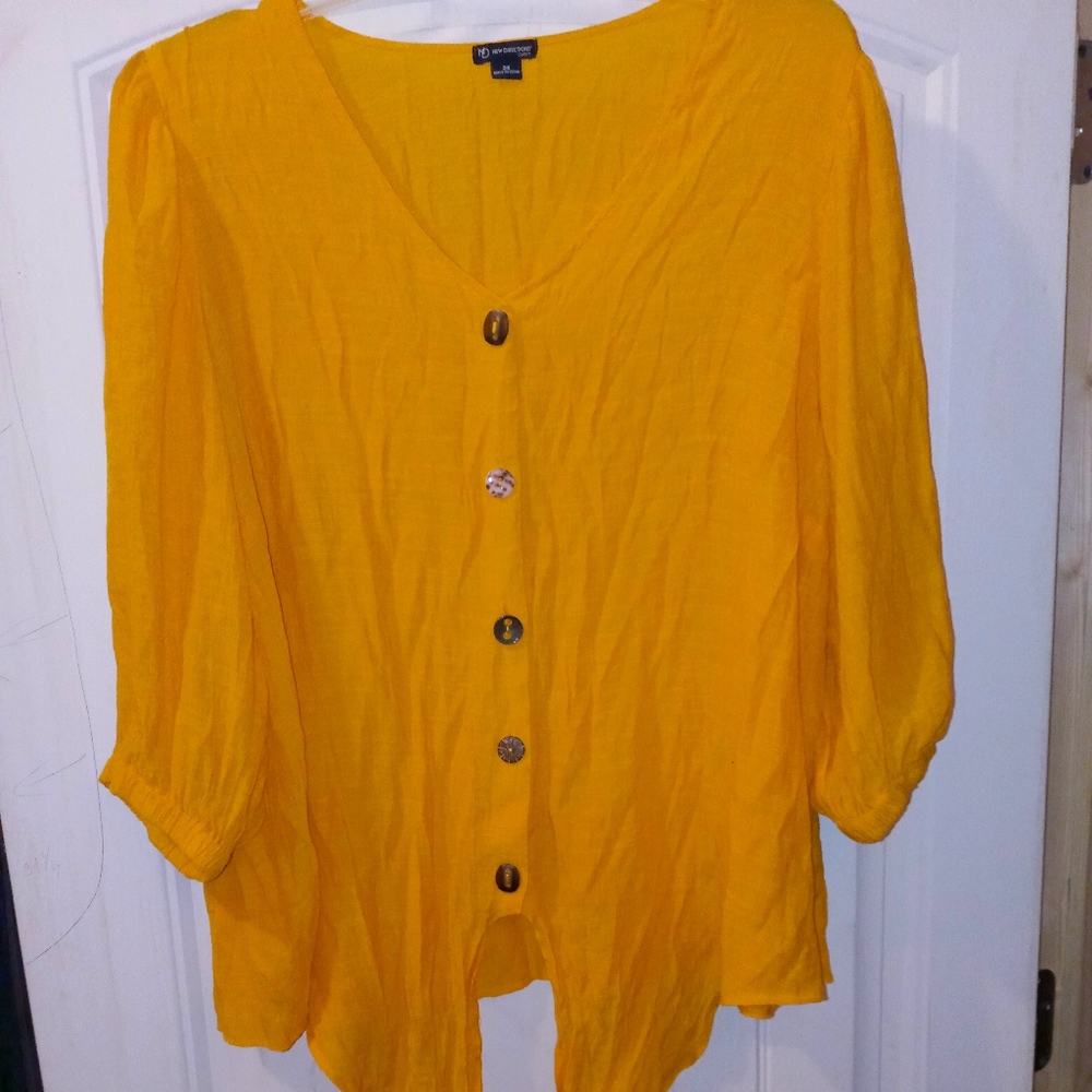 Ladies plus top